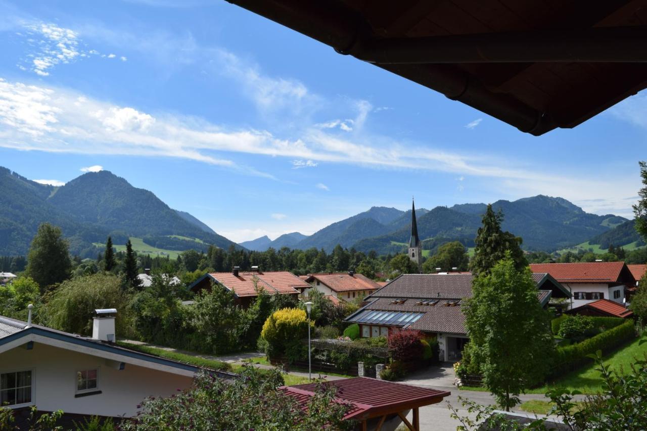 Ferienwohnungen "Am Golfplatz" Inkl. Chiemgaukarte Ruhpolding Kültér fotó